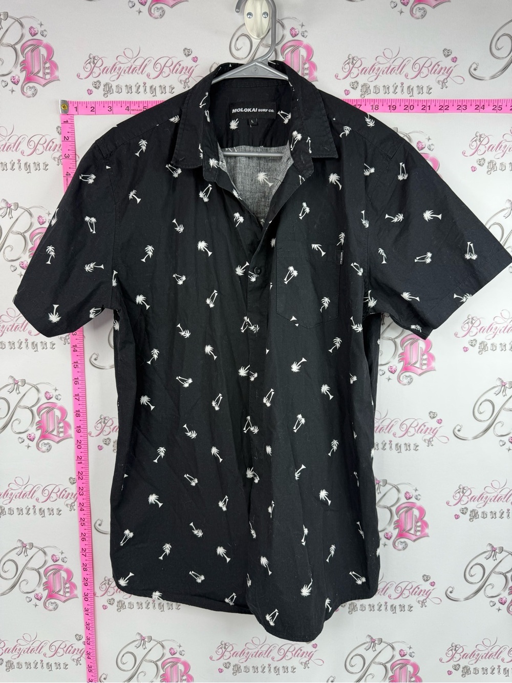 Molokai surf co Men's Black Short-Sleeve Button-Down Shirt with White Palm Print
